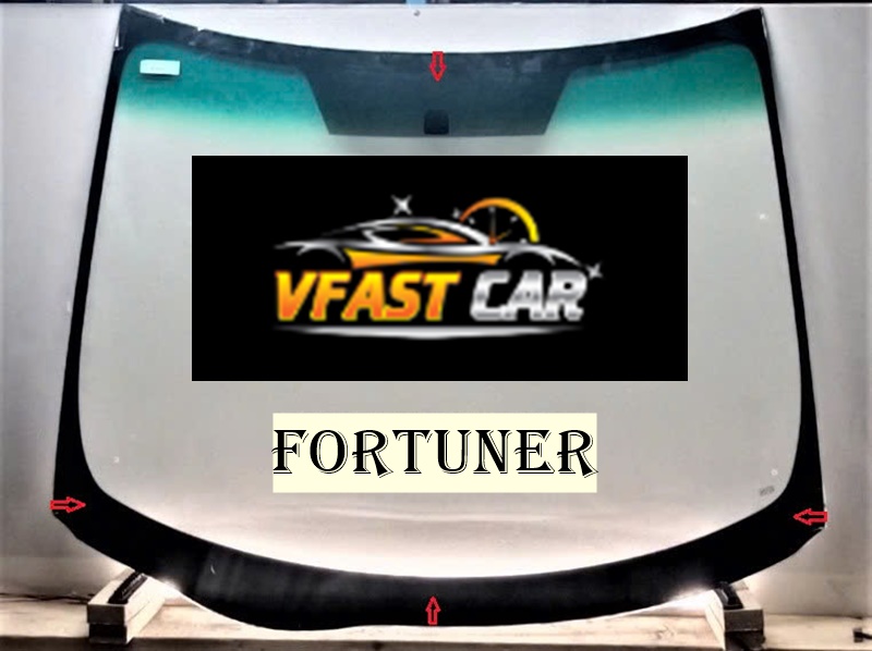 Vfastcar cung cấp nhiều loại kính ô tô khác nhau, phù hợp với các dòng xe khác nhau. Kỹ thuật viên sẽ tư vấn cho bạn loại kính phù hợp với chiếc xe của mình